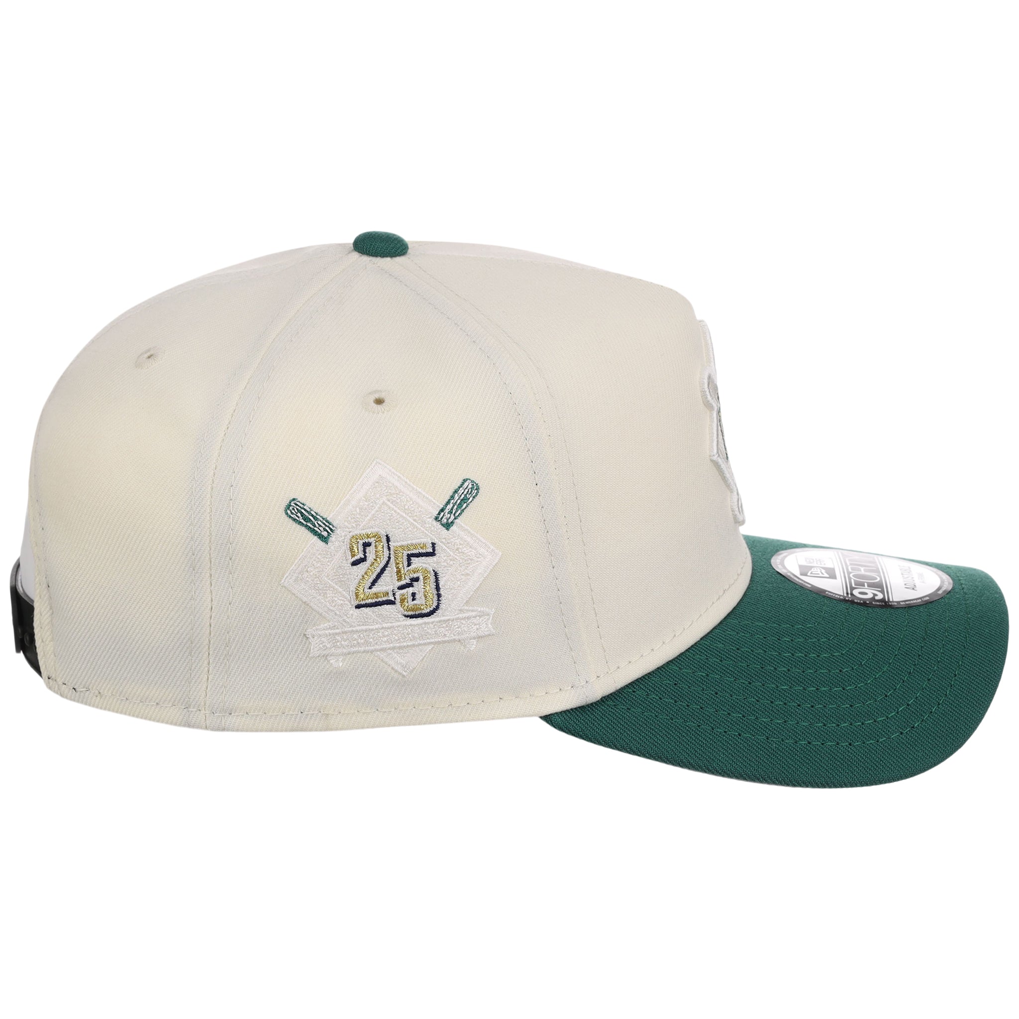 Milwaukee Brewers MLB Chrome Pop New Era 9FORTY - Image 3