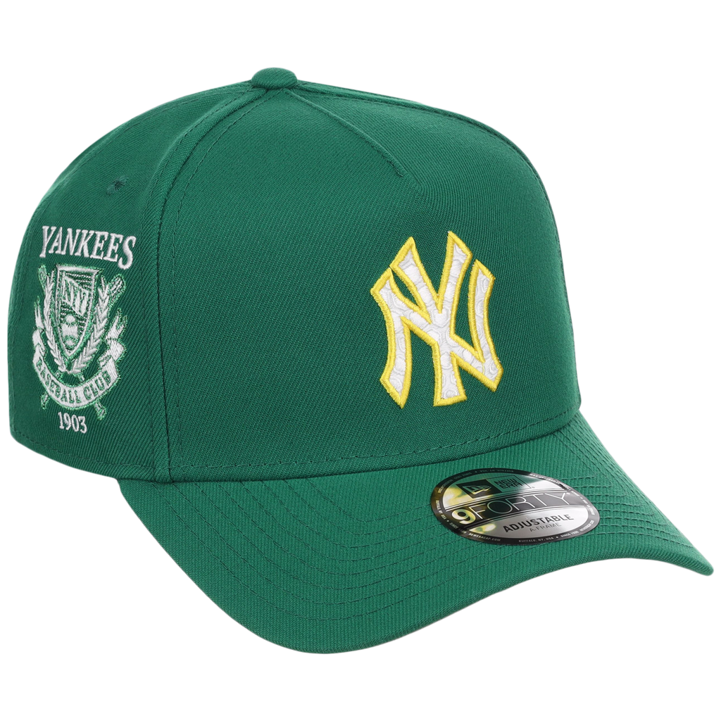 New York Yankees MLB Augusta Bloom New Era 9FORTY w/ Golf Pin